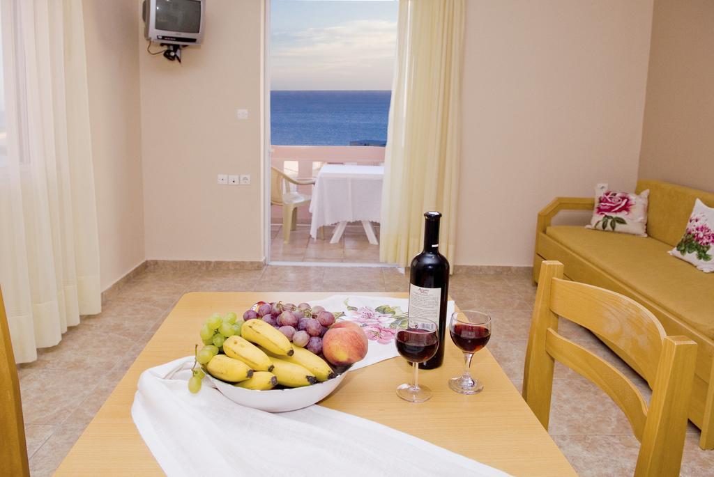 Margarita Αpartments Sea View Lejlighed Palaiochora Eksteriør billede