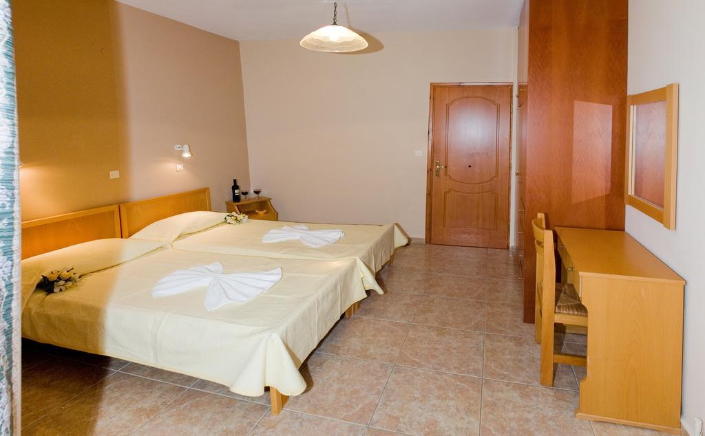 Margarita Αpartments Sea View Lejlighed Palaiochora Eksteriør billede
