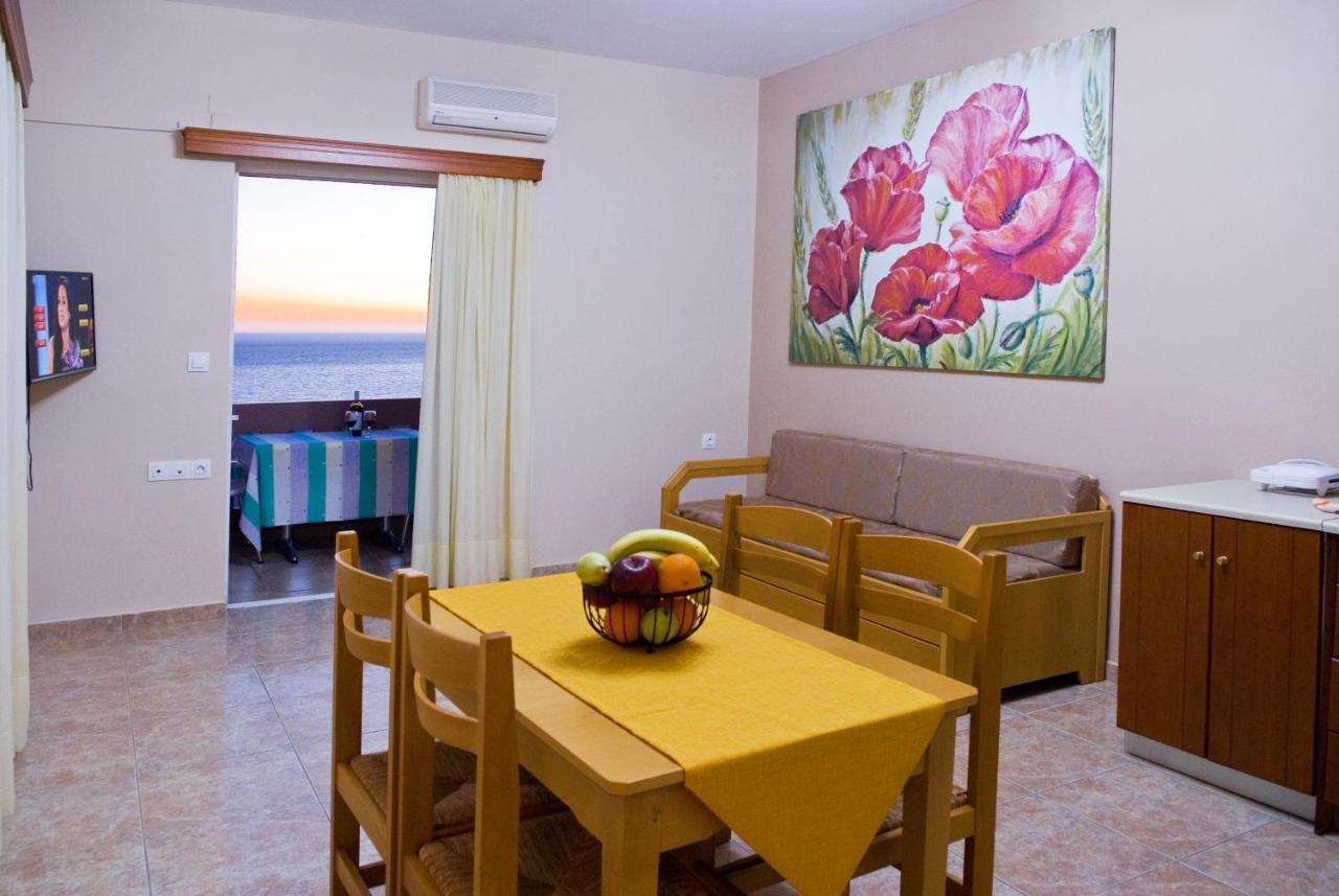 Margarita Αpartments Sea View Lejlighed Palaiochora Eksteriør billede